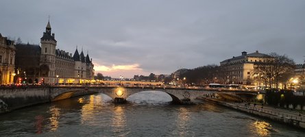 Abendstimmung auf der Pont au Change (Foto: Rau)