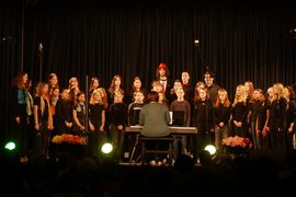 Nach dem Unterstufenchor kommt ...? Na klar, der Mittel- und Oberstufenchor.